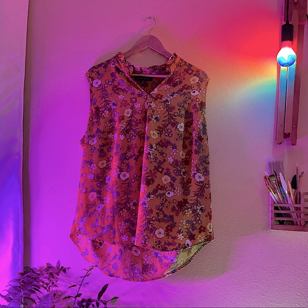 SOLD Floral Sleeveless Blouse Plus Size